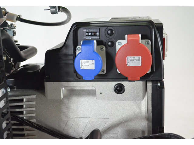 Stromerzeuger Benzin 12kVA 230V 50Hz
Benzinmotor Honda GX630, Elektrostart, 15 Liter Tank
LINZ Generator mit AVR Regelung
leichter Rohrrahmen, Steckdosen CEE 400V 32A 3P+N+T, CEE 230V 16A 2P+T